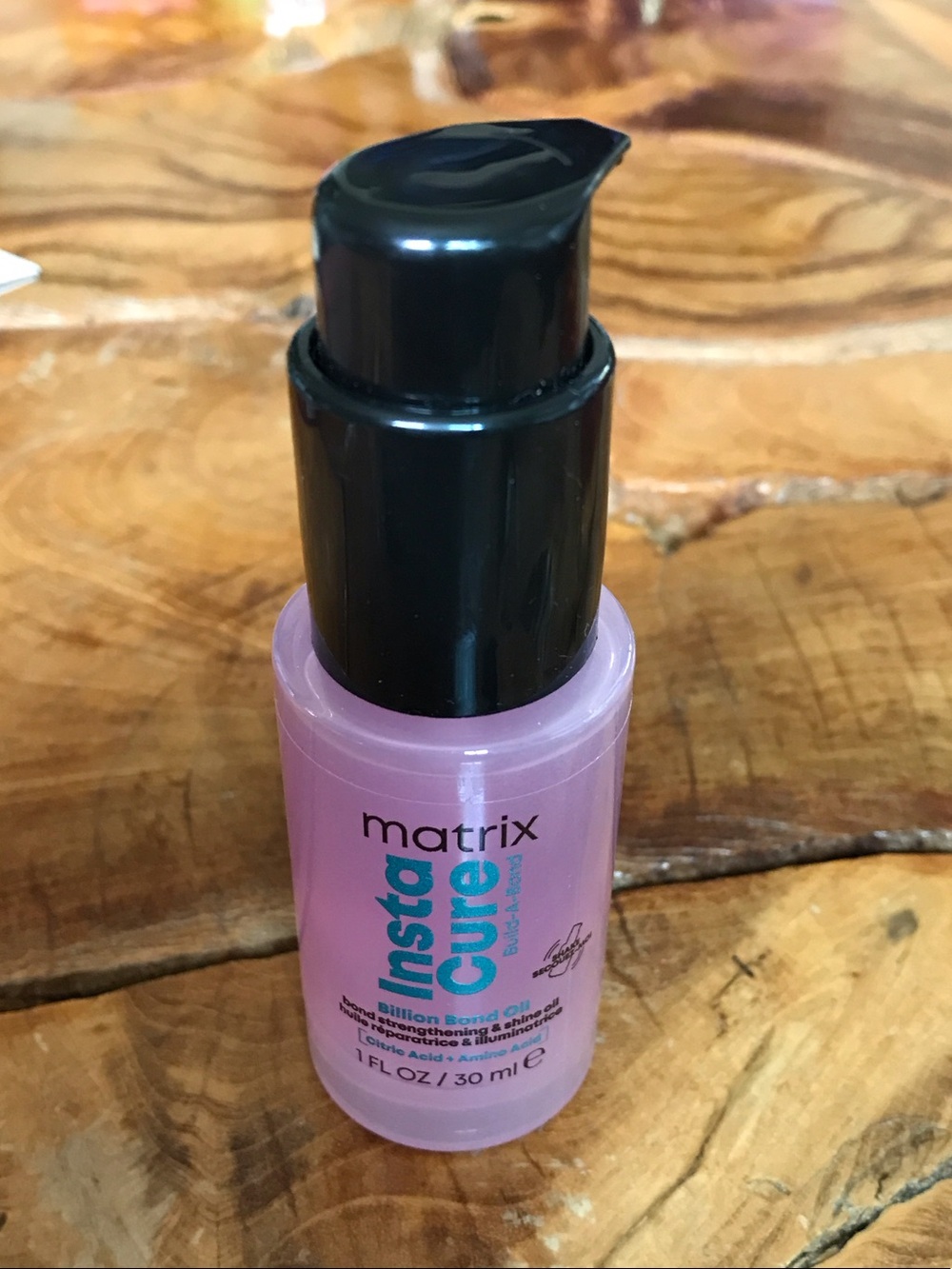 Matix InstaCure Shine & Strength Serum - Pink with Black Pump